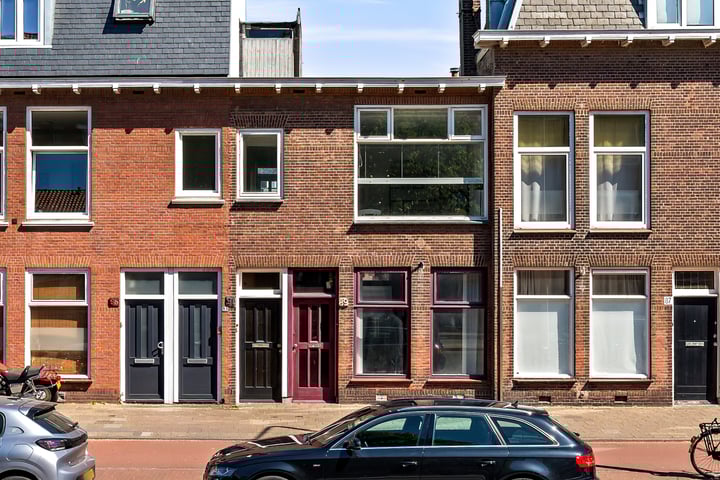 Westduinweg 89 in 's-Gravenhage