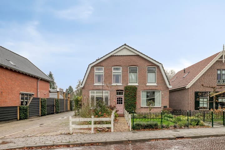 Photo of property Westeinde 221, Vriezenveen