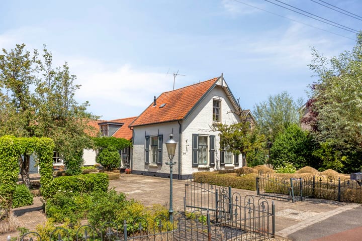 Westeinde 24 in Berkenwoude