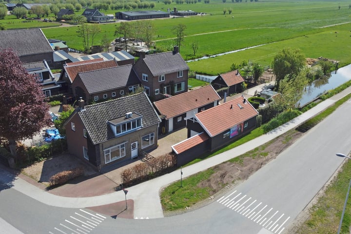Westeinde 28 in Oud-Alblas