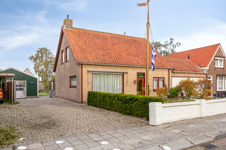 Westelijke Kanaalweg 13, Wemeldinge Photo of property Westelijke Kanaalweg 13, Wemeldinge