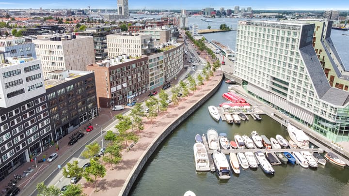 Westerdoksdijk 305 in Amsterdam foto