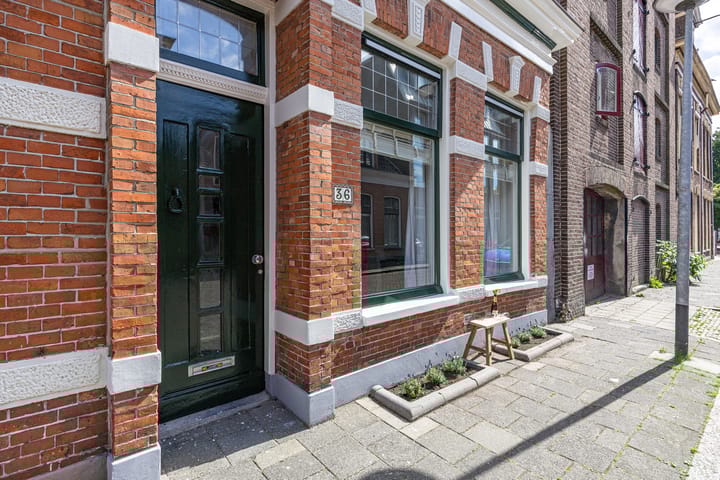 Westerhavenstraat 36 in Groningen