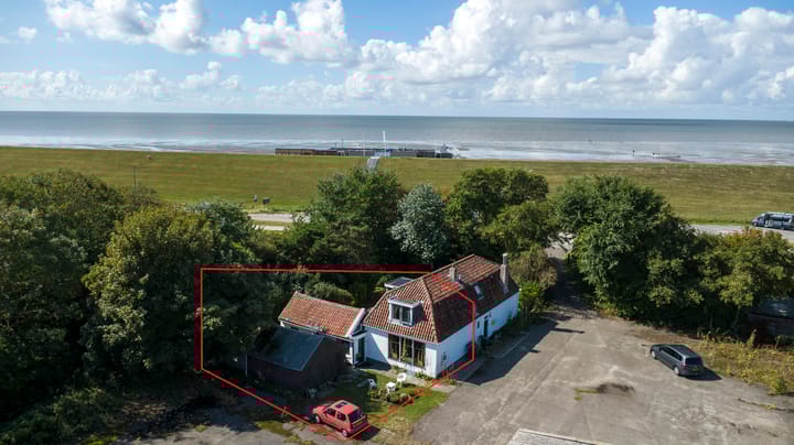 Photo of property Westerzeedijk 25, Harlingen