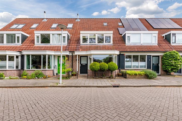 Photo of property Westfalenstraat 21, Alkmaar