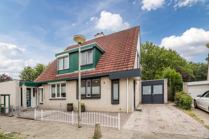 Westlake 13 in Steenbergen foto
