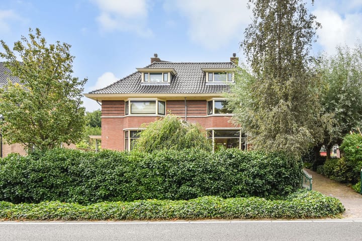 Photo of property Westvlietweg 85D, 's-Gravenhage