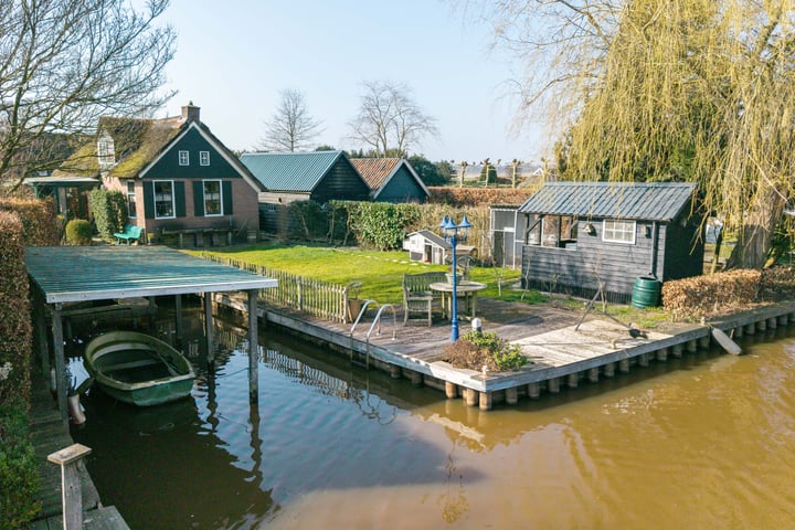 Photo of property Wetering West 27, Wetering