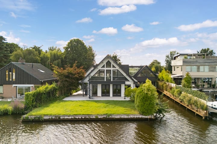 Weteringpad 35 in Woubrugge