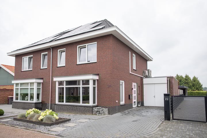 Weteringshoek 24 in Aadorp