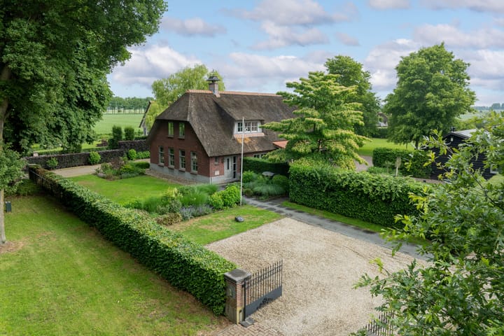 Photo of property Weteringsteeg 54, Rhenen