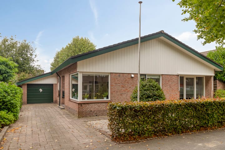 Weth. Van der Veldenweg 9 in Numansdorp
