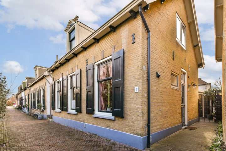 Wethouder Brouwerstraat 4 in Krimpen aan den IJssel