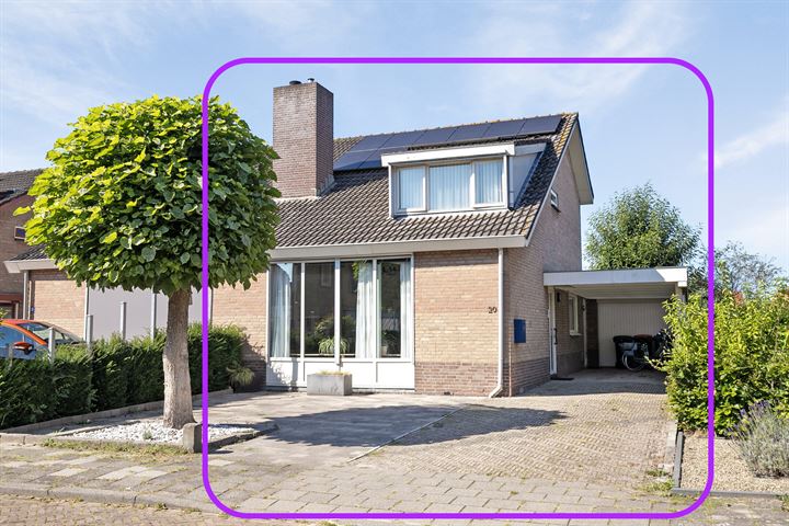 Wethouder Bruensstraat 20 in Deest