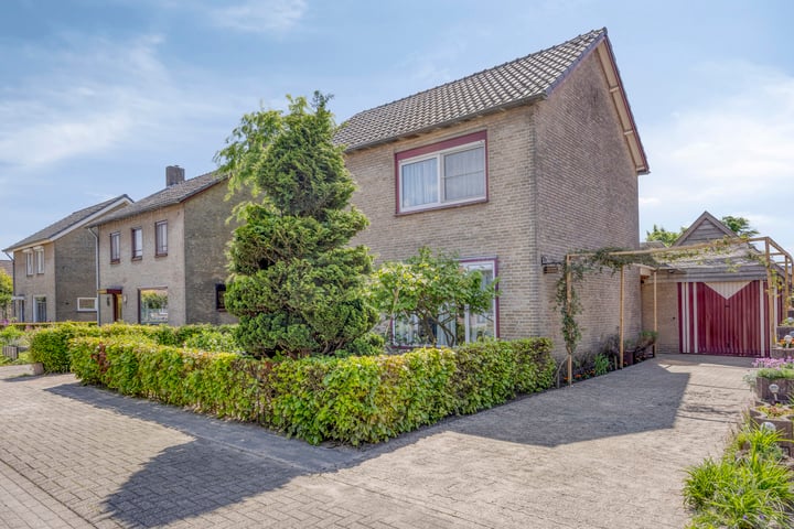 Wethouder Pubbenstraat 4 in Merselo