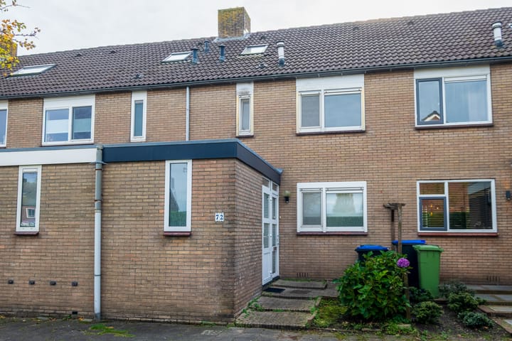 Wethouder van Damlaan 72 in Wilnis