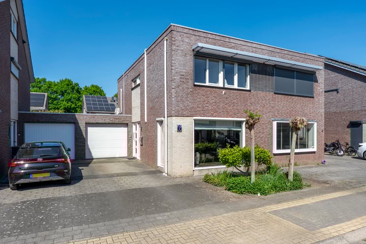 Weustenraadstraat 6 in Sittard