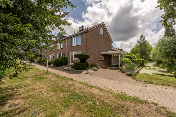 Wiardi Beckmanhof 8 in Heinenoord