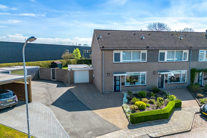 Photo of property Wibrandusstraat 40, Aduard