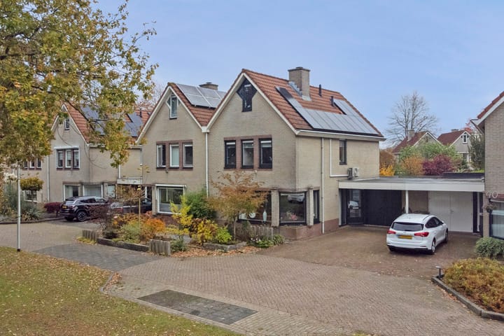 Photo of property Wiekslagen 38, Almelo