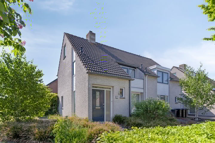 Wielewaal 14 in Etten-Leur