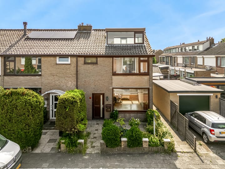 Photo of property Wielewaalstraat 15, Maassluis
