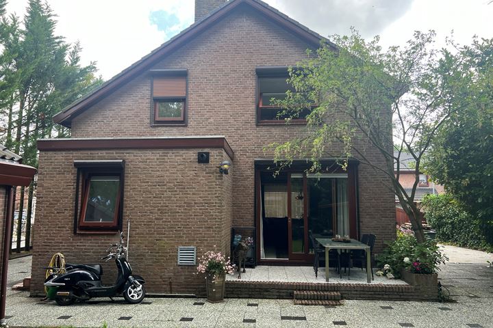 Photo of property Wielhovenstraat 25, Dordrecht