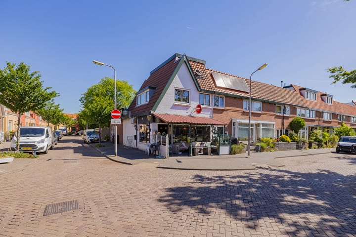 Wijk aan Zeeërweg 22 in IJmuiden