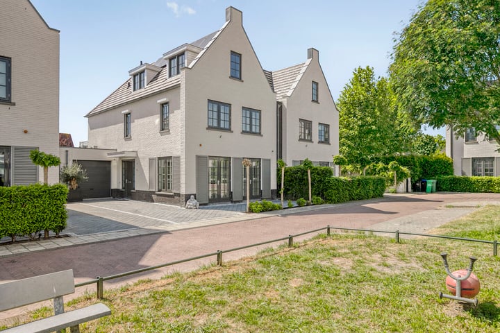 Wijkermeerhof 16 in 's-Gravenhage