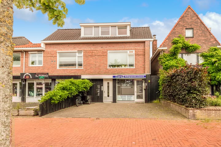 Wijkerstraatweg 180B in Velsen-Noord
