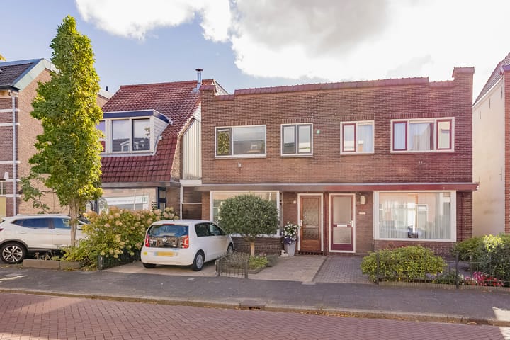 Wijkerstraatweg 270 in Velsen-Noord Foto
