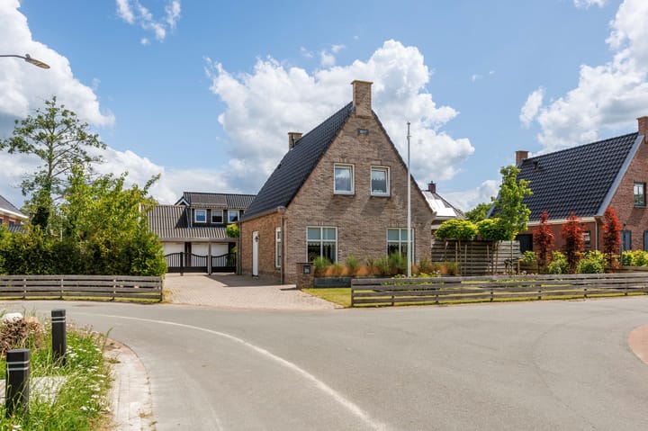 Photo of property Wijmaheerd 25, Marum