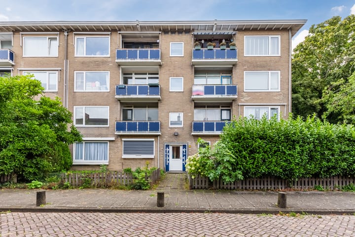 Wijnmalenstraat 73 in Badhoevedorp