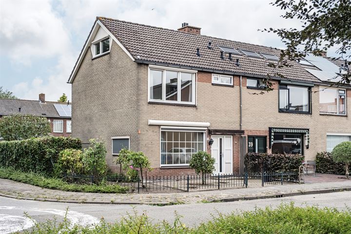 Wikkestraat 41 in Nieuw-Vennep