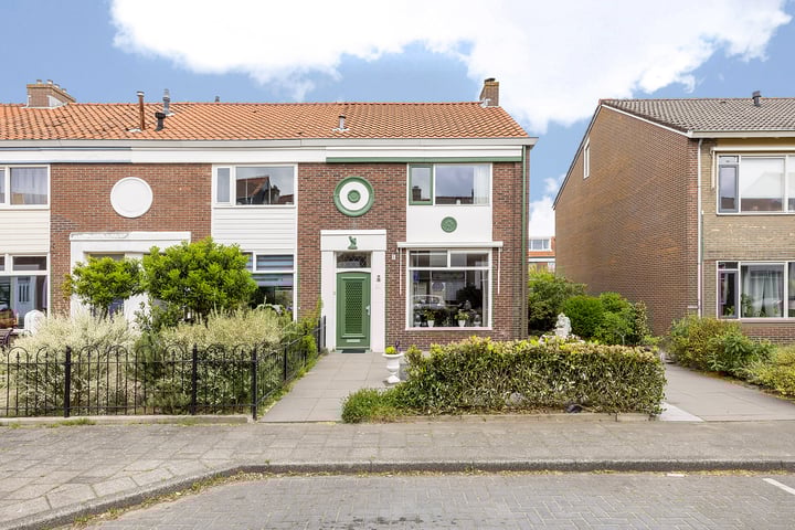 Photo of property Wilgenhoflaan 51, Beverwijk