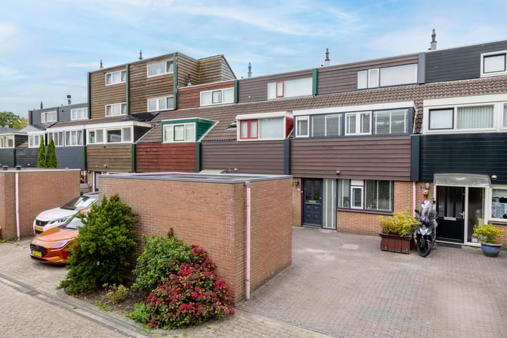 Wilgenroos 13 in Purmerend