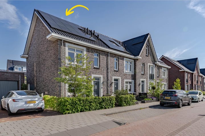 Wilgenroos 29 in Hazerswoude-Dorp