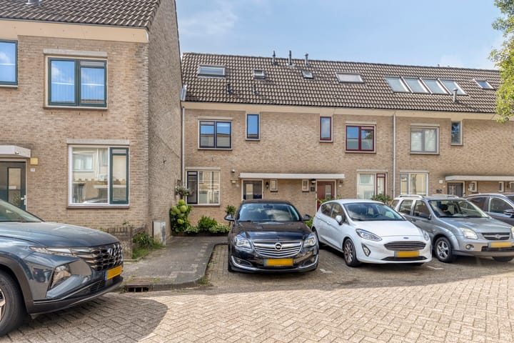 Wilhelmina Druckerstraat 19 in Spijkenisse photo