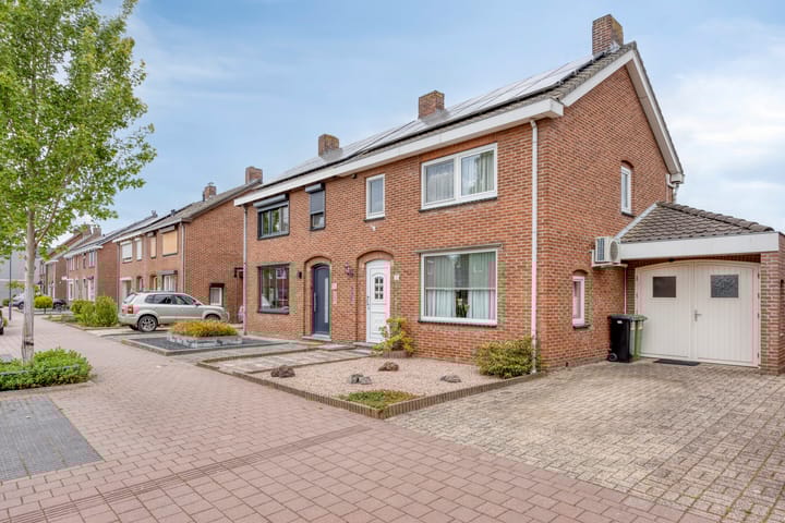 Photo of property Wilhelminalaan 31, Maasbracht