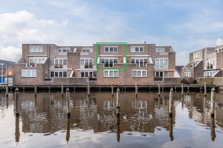 Wilhelminalaan 48 in Alphen aan den Rijn