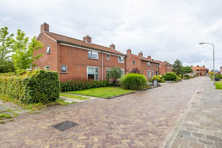 Wilhelminalaan 87 in Baflo
