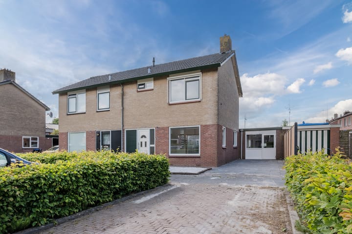 Photo of property Wilhelminastraat 10, Nijeveen