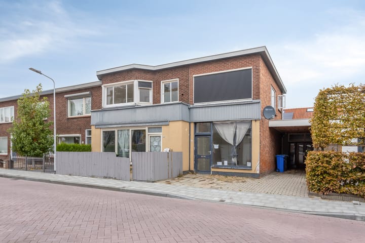 Wilhelminastraat 42, Axel Photo of property Wilhelminastraat 42, Axel