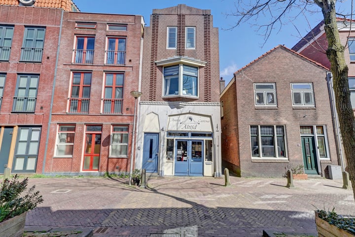 Photo of property Wilhelminastraat 44a, Gouda