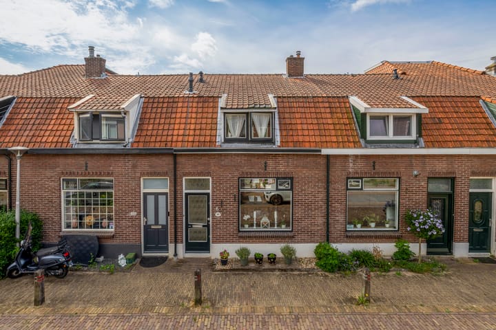 Wilhelminastraat 6 in Capelle aan den IJssel Foto
