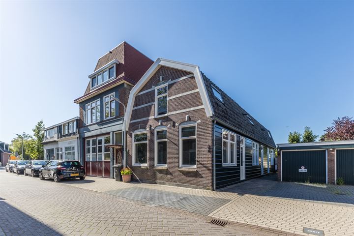 Wilhelminastraat 7 dans Krommenie photo