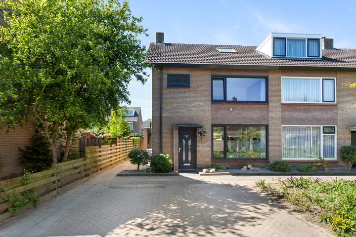Willem Alexanderhof 9 in Huissen