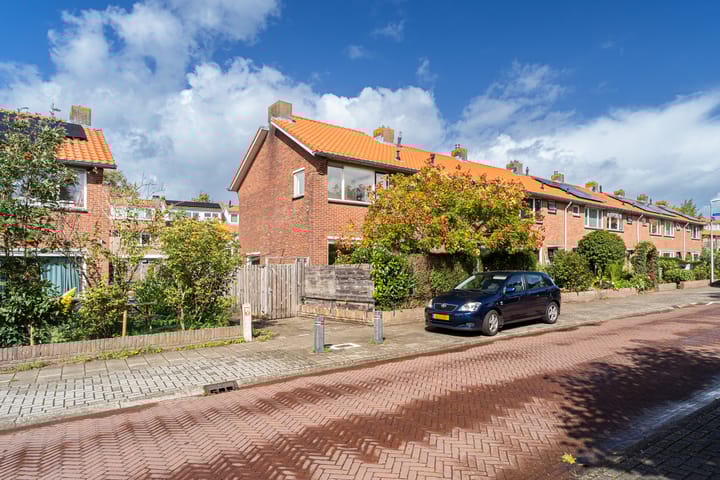Willem Barentszstraat 53 in Bussum