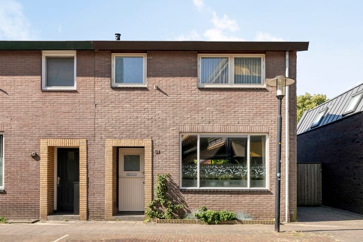 Willem de Clercqstraat 61 in Hengelo foto