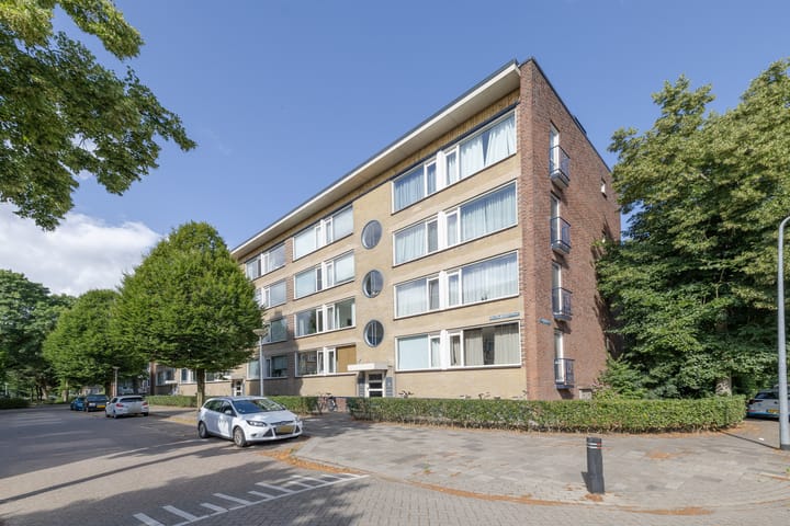 Photo of property Willem de Mérodestraat 35, Weesp